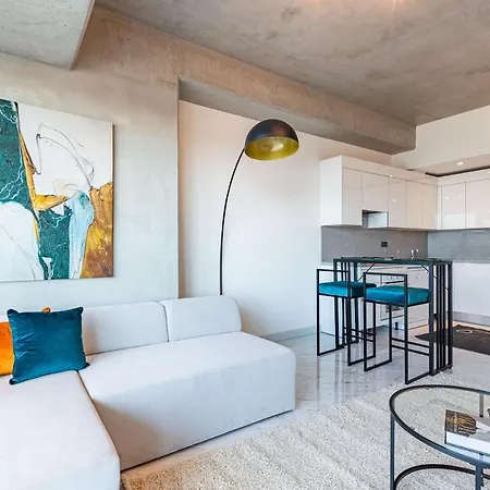 Lägenhet Cozy Flat With Fascinating City View And Balcony In Sisli *